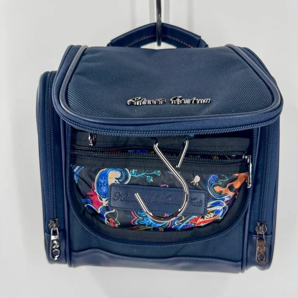 Robert Graham Multicolor Toiletry‎ Bag